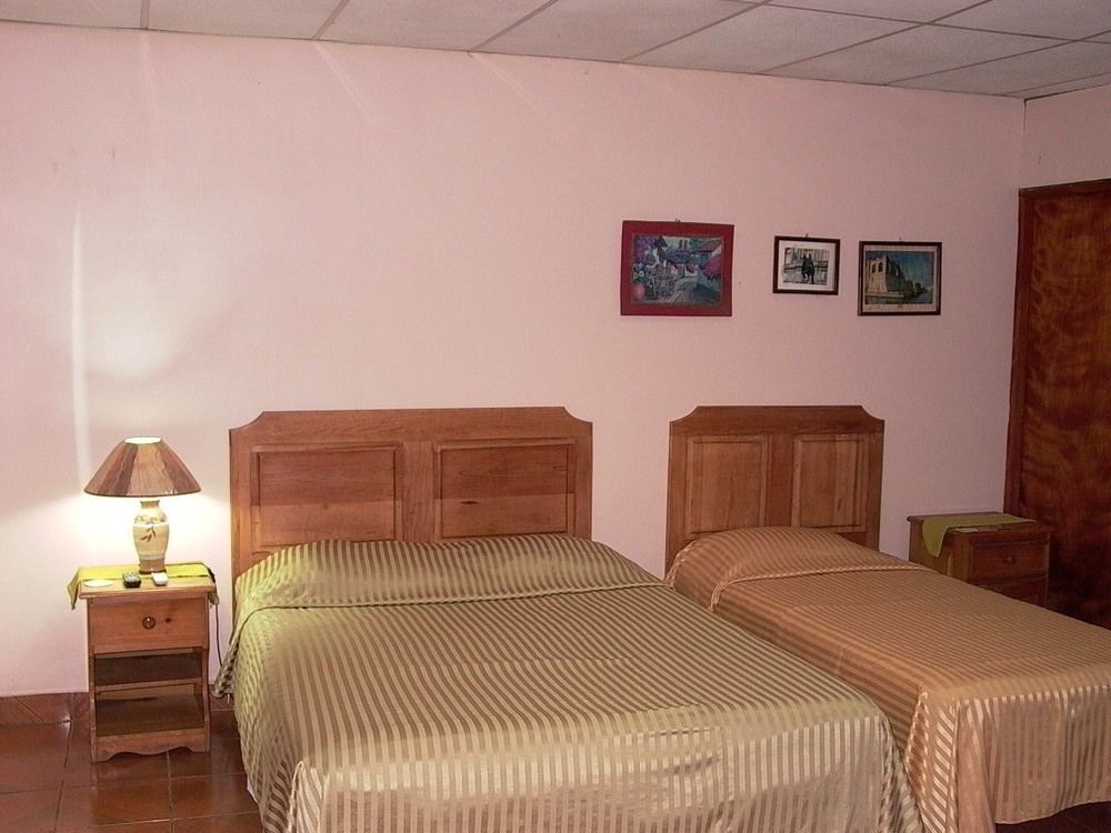 Hostal Casa Los Espinoza Managua Eksteriør billede
