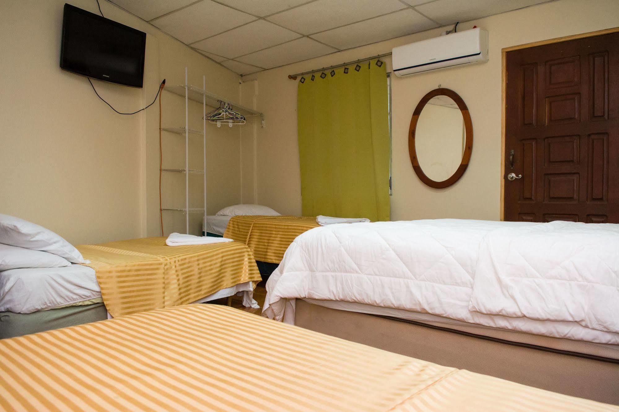 Hostal Casa Los Espinoza Managua Eksteriør billede