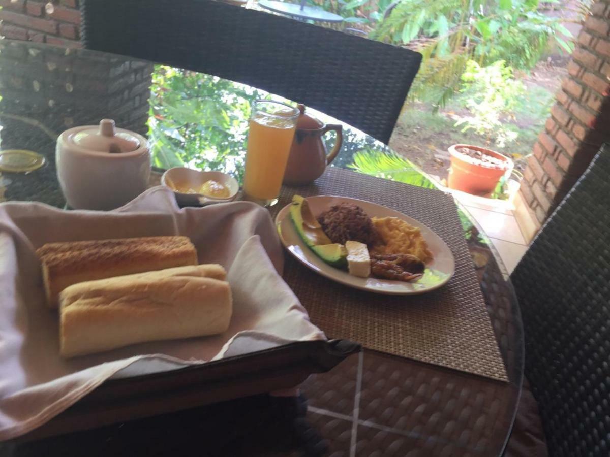 Hostal Casa Los Espinoza Managua Eksteriør billede